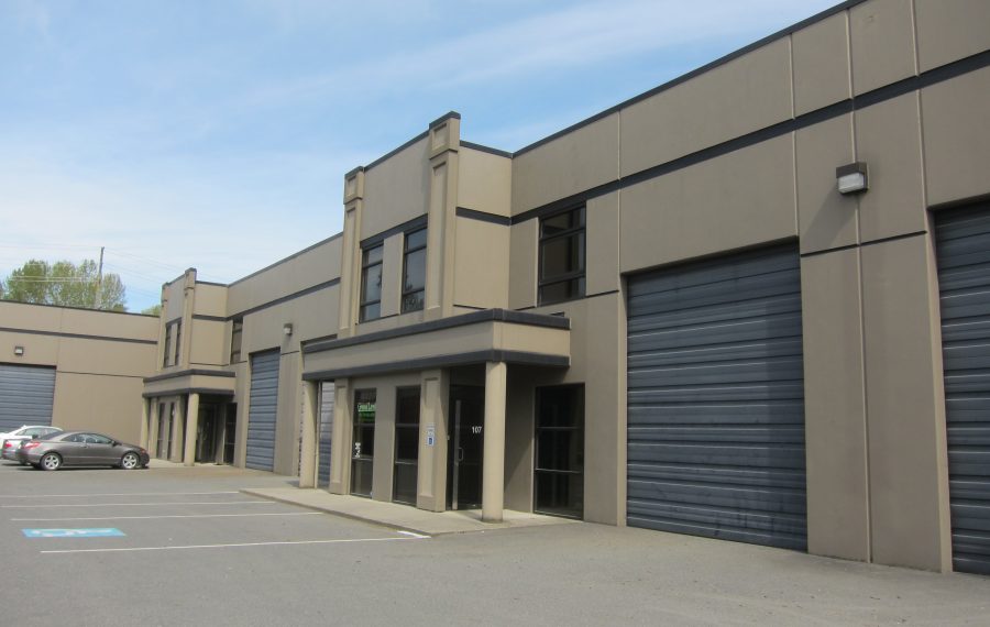 2,182 sf Industrial Warehouse Unit in Mission