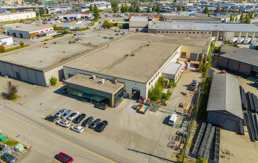 48,830 sf Freestanding Industrial Building With Heavy Power